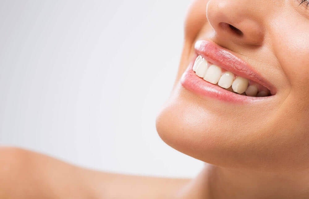 Cosmetic Dentistry Explained - Improve Your Smile And Your Life!